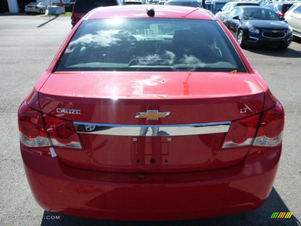2015 Cruze LT - Red Hot / Brownstone photo #4