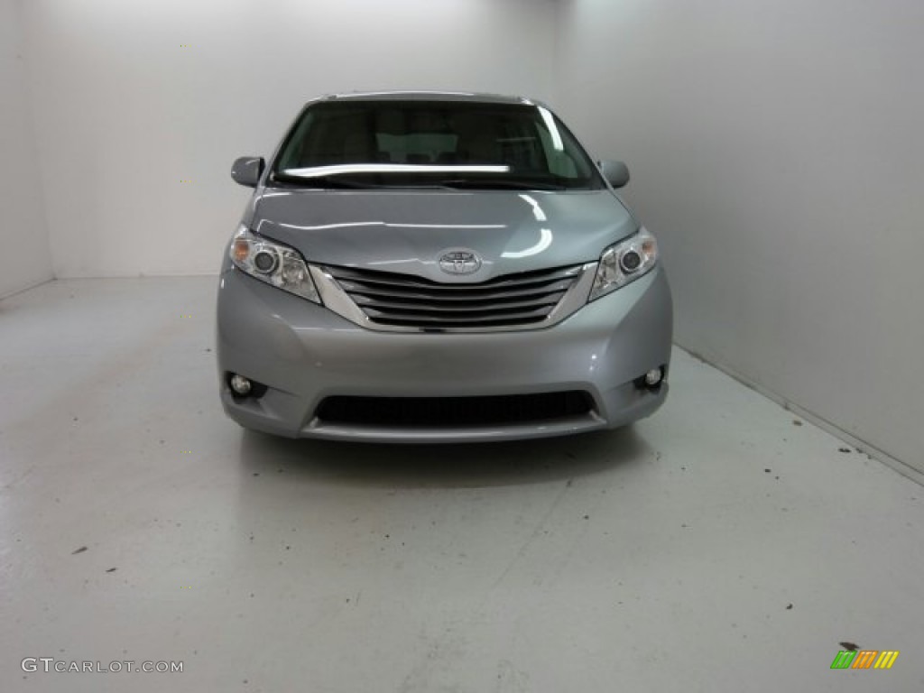 2015 Sienna XLE - Silver Sky Metallic / Ash photo #3