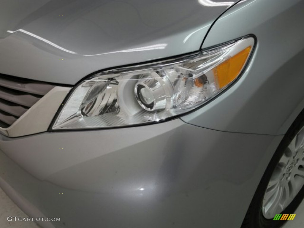 2015 Sienna XLE - Silver Sky Metallic / Ash photo #4