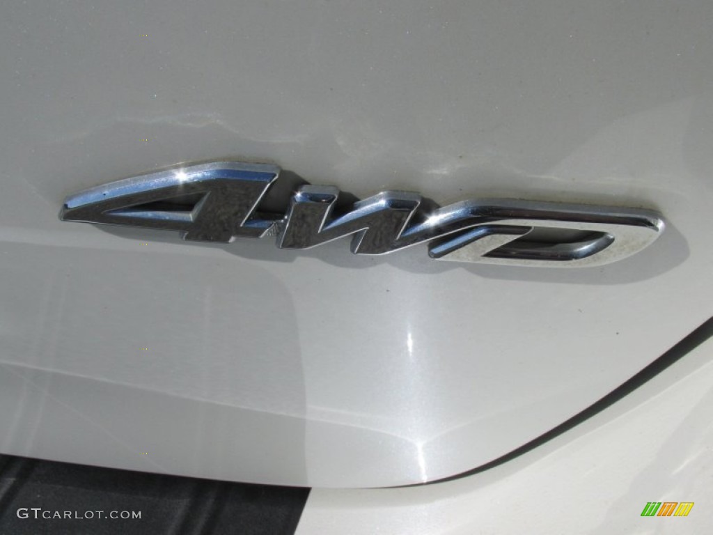 2010 Highlander V6 4WD - Blizzard White Pearl / Sand Beige photo #7