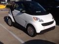 Crystal White 2013 Smart fortwo pure coupe
