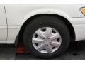 Super White - Camry LE Photo No. 43
