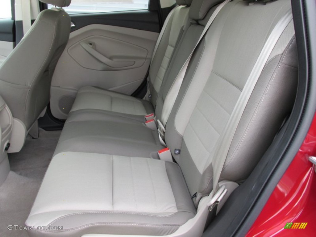 Medium Light Stone Interior 2015 Ford Escape SE Photo #98500320