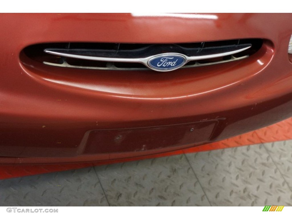 1999 Taurus SE - Toreador Red Metallic / Medium Graphite photo #36