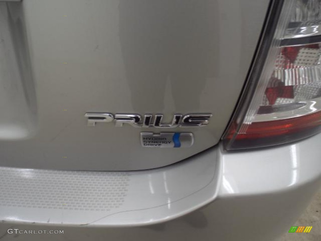 2005 Prius Hybrid - Millenium Silver Metallic / Gray/Burgundy photo #45