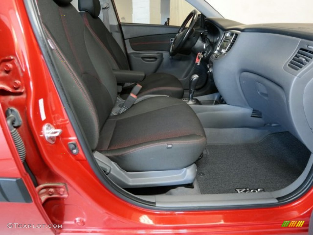 2008 Rio Rio5 SX Hatchback - Tropical Red / Gray photo #24