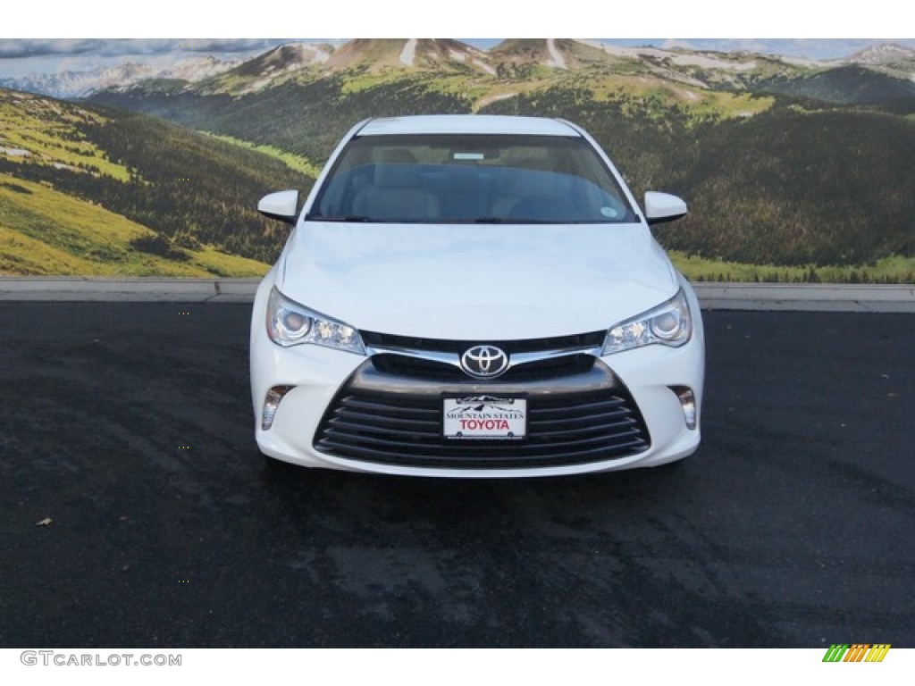 2015 Camry LE - Super White / Ash photo #2