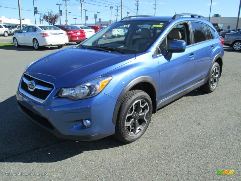 2014 XV Crosstrek 2.0i Premium - Quartz Blue Pearl / Ivory photo #2