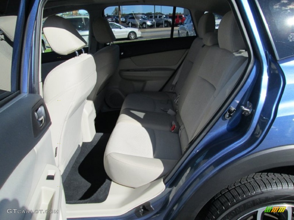 2014 XV Crosstrek 2.0i Premium - Quartz Blue Pearl / Ivory photo #21