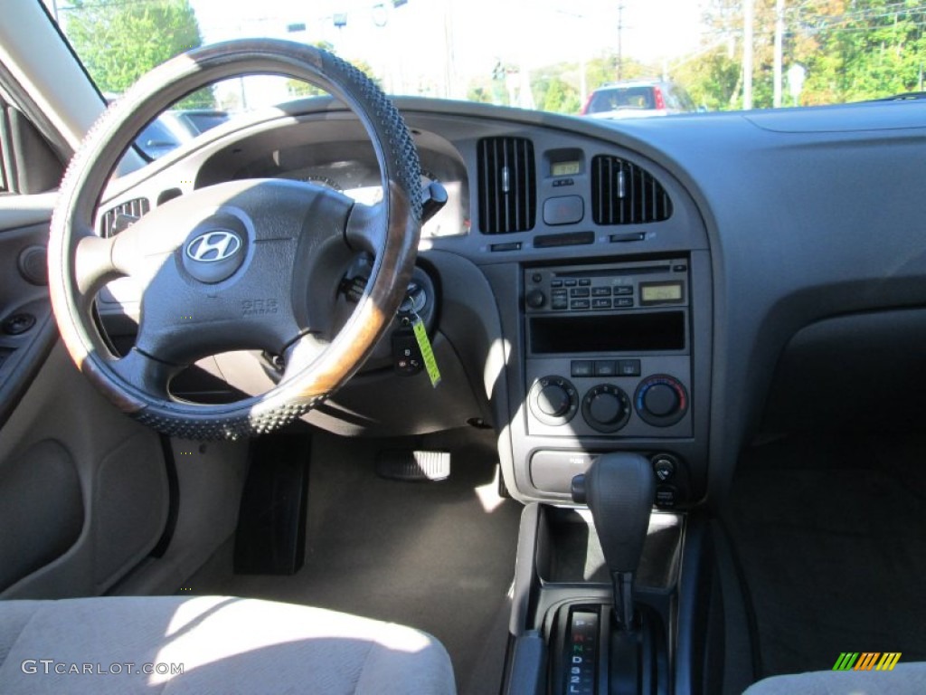 2004 Elantra GLS Sedan - Nordic White / Beige photo #17