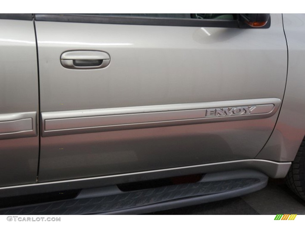 2003 Envoy SLT 4x4 - Pewter Metallic / Medium Pewter photo #50