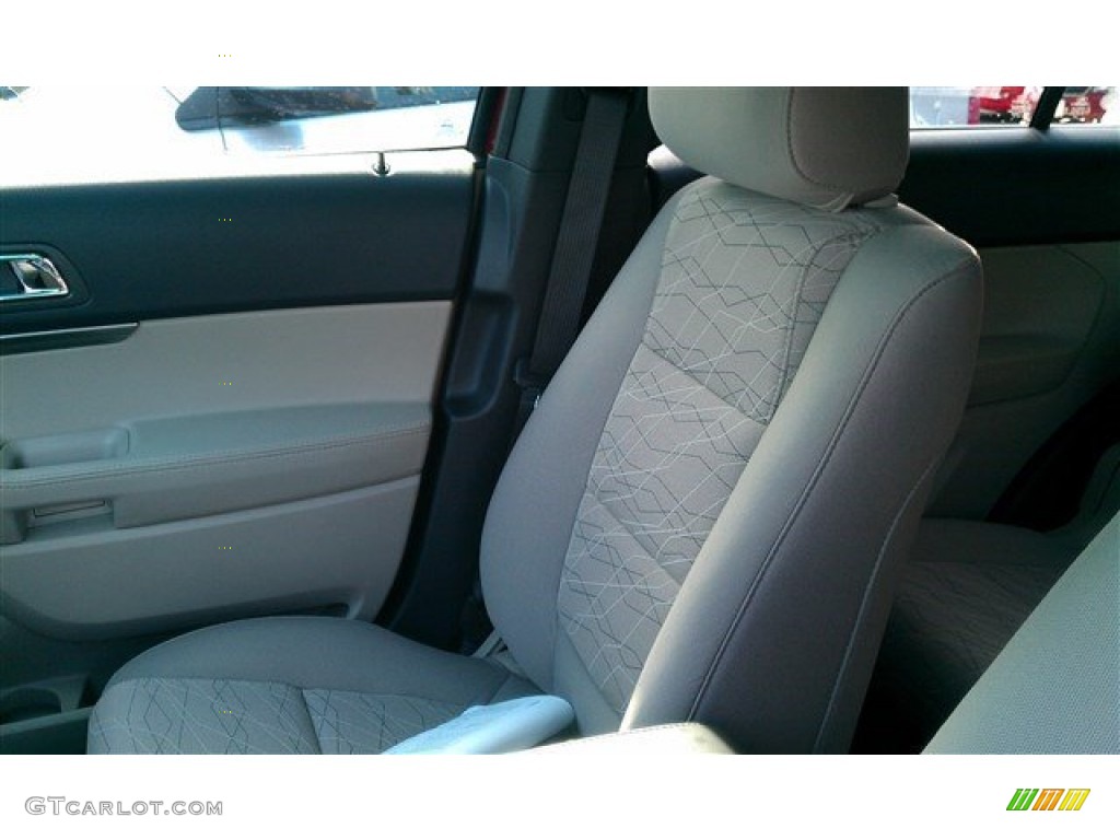 2015 Explorer FWD - Ruby Red / Medium Light Stone photo #105