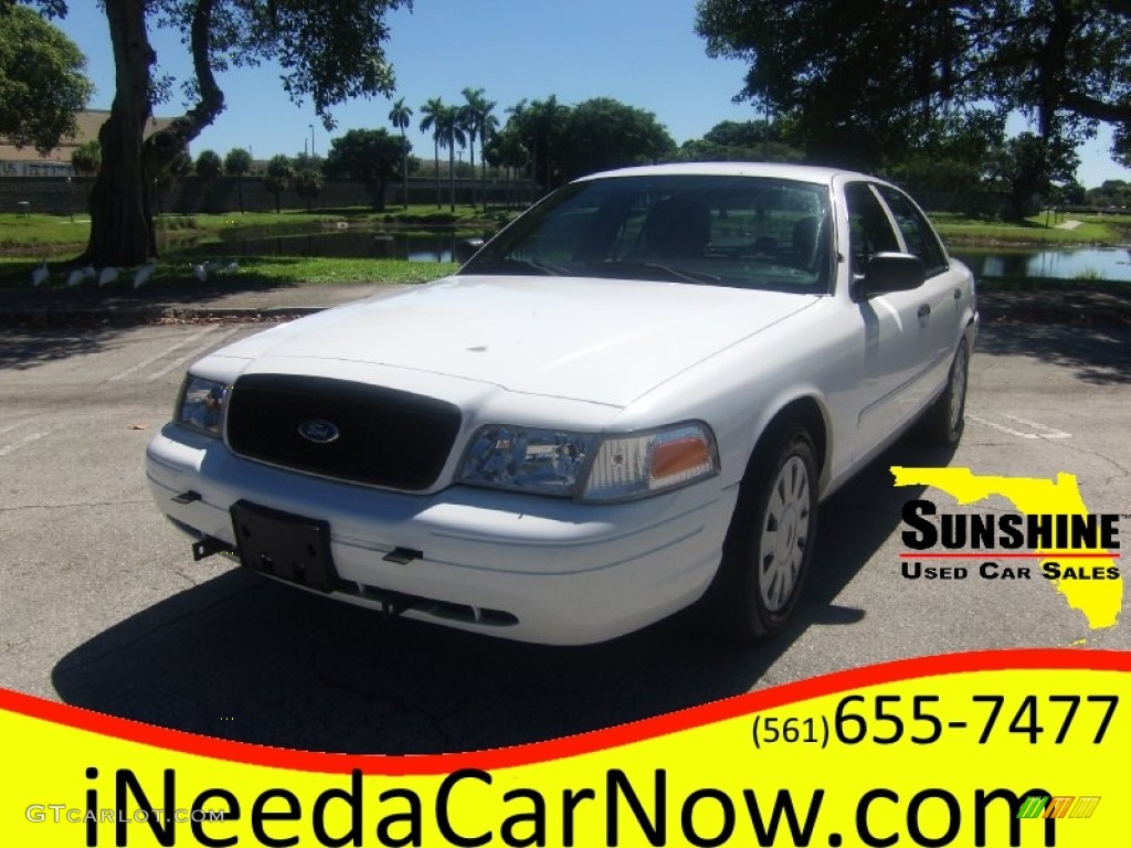 Vibrant White Ford Crown Victoria