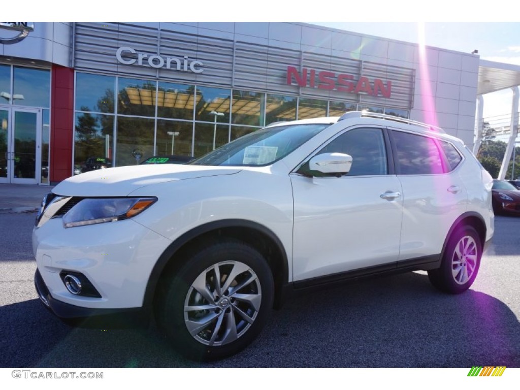 2015 Rogue SL - Pearl White / Charcoal photo #1