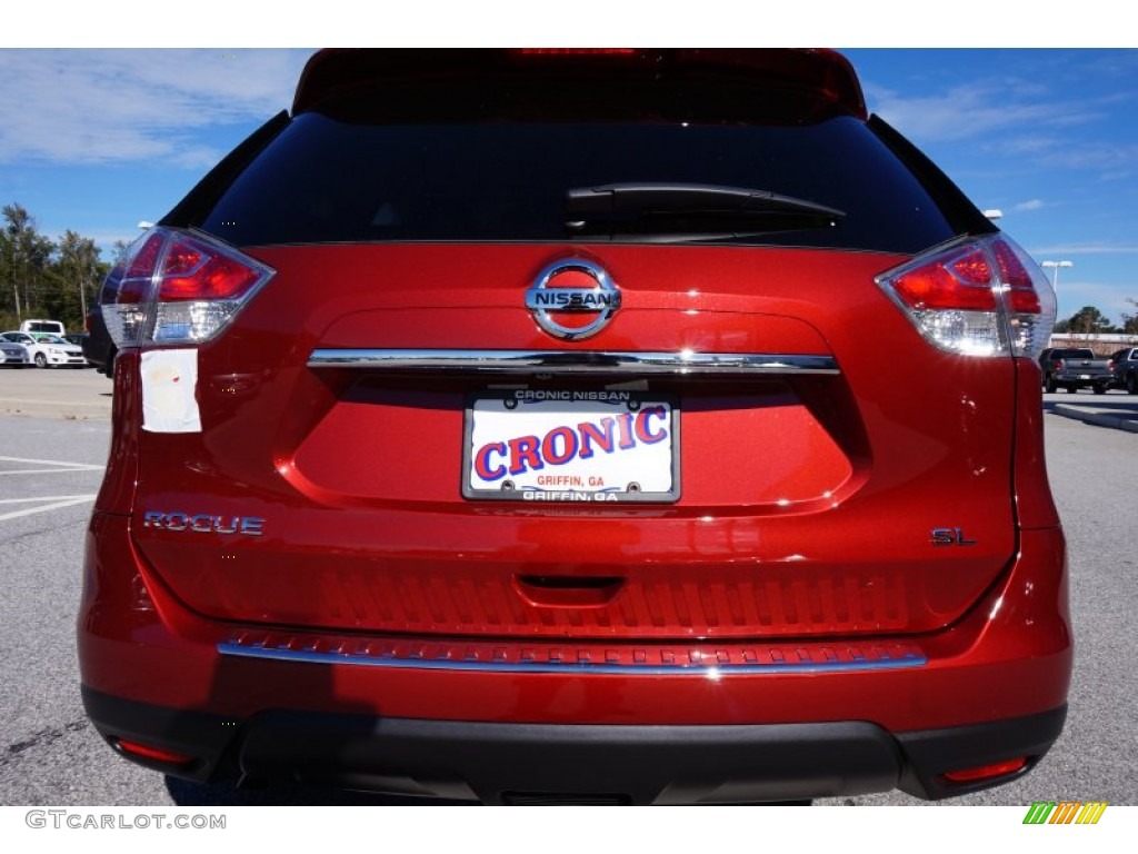 2015 Rogue SL - Cayenne Red / Almond photo #4