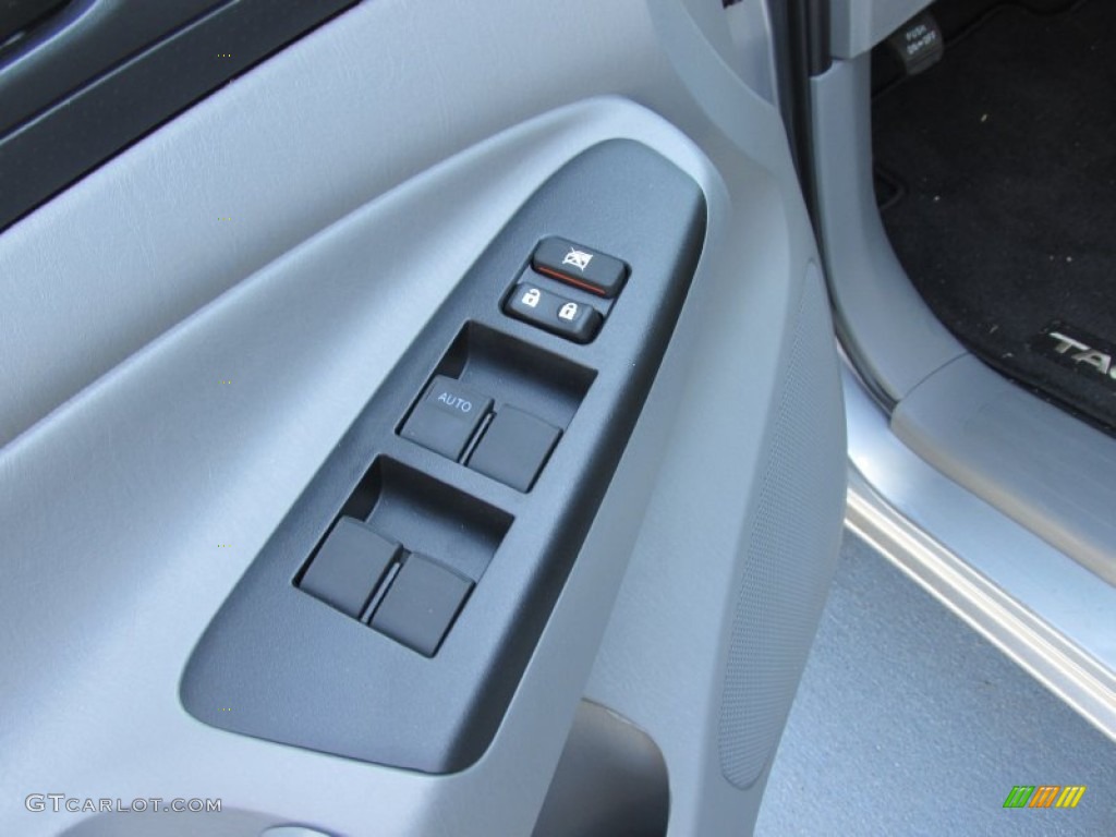 2015 Tacoma V6 Double Cab 4x4 - Silver Sky Metallic / Graphite photo #21