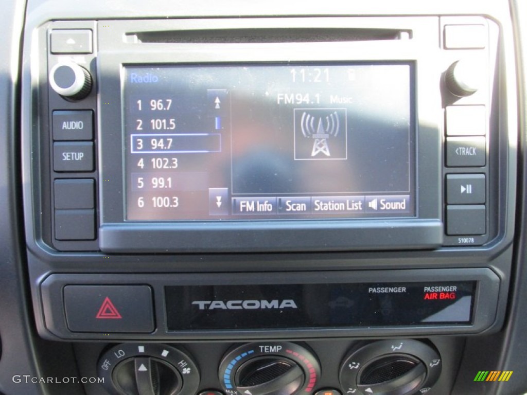 2015 Tacoma V6 Double Cab 4x4 - Silver Sky Metallic / Graphite photo #26