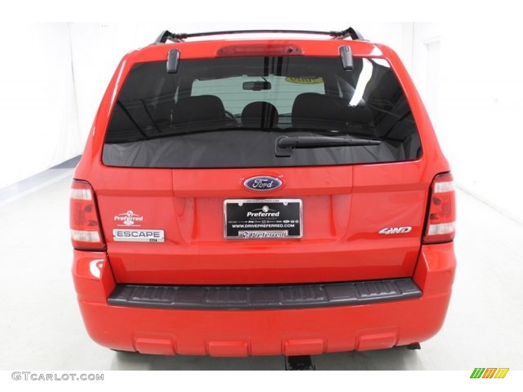 2009 Escape XLT V6 4WD - Torch Red / Stone photo #8
