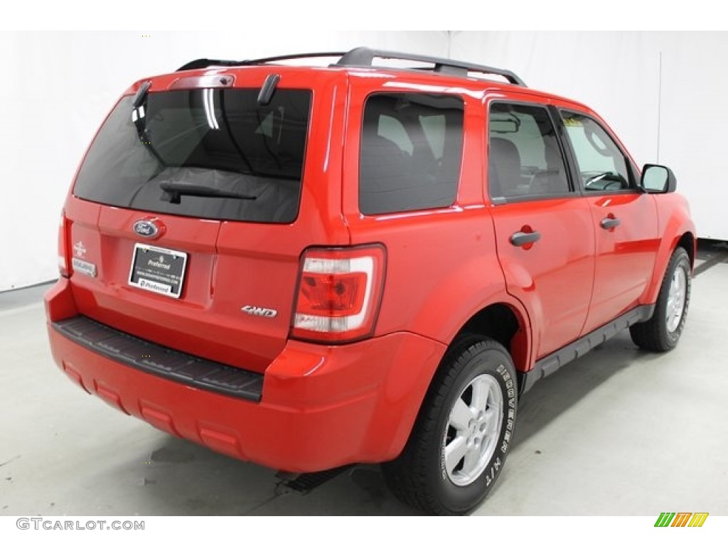 2009 Escape XLT V6 4WD - Torch Red / Stone photo #12