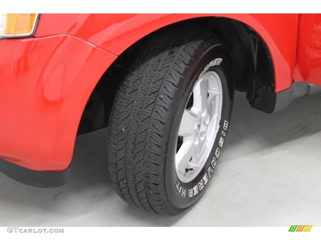 2009 Escape XLT V6 4WD - Torch Red / Stone photo #14