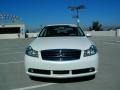 Ivory Pearl - M 35 Sedan Photo No. 4