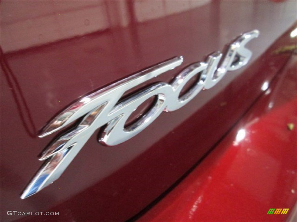 2014 Focus SE Sedan - Ruby Red / Medium Light Stone photo #6