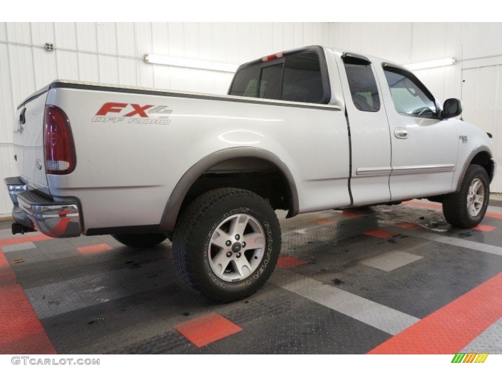 2002 F150 XLT SuperCab 4x4 - Silver Metallic / Dark Graphite photo #7