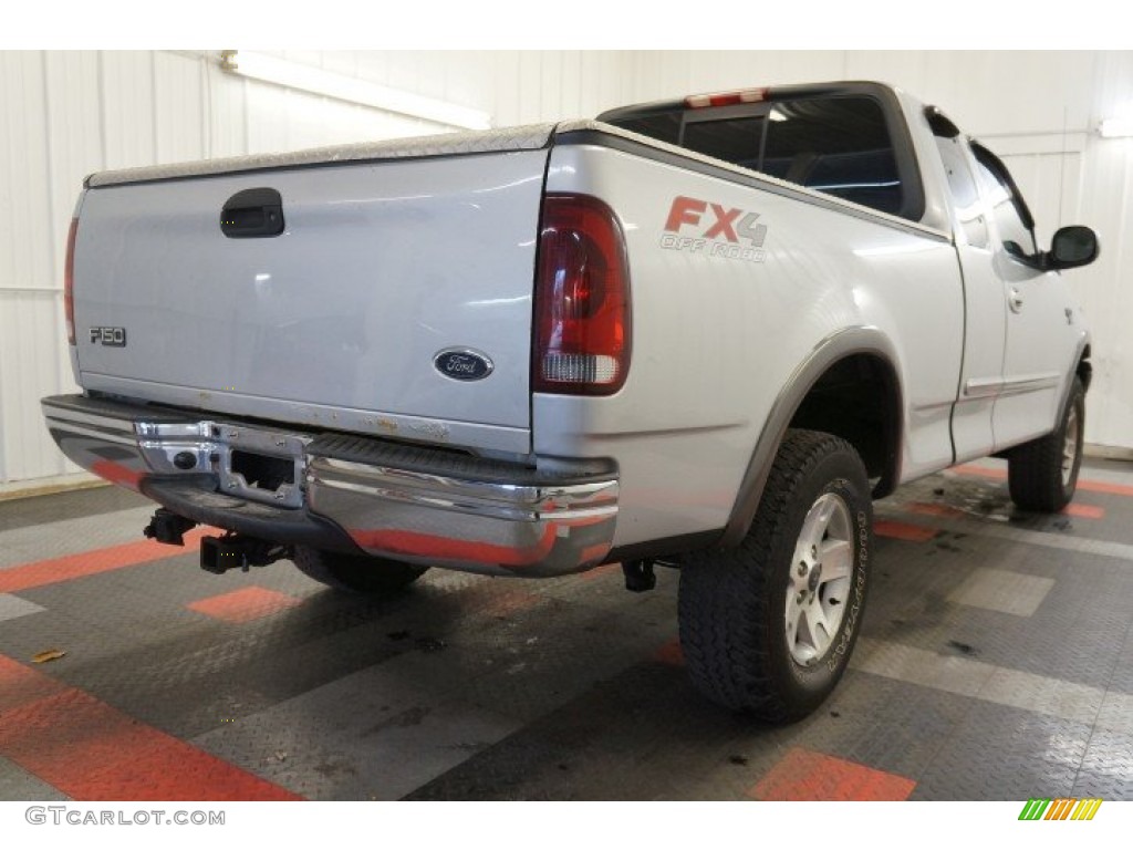 2002 F150 XLT SuperCab 4x4 - Silver Metallic / Dark Graphite photo #8