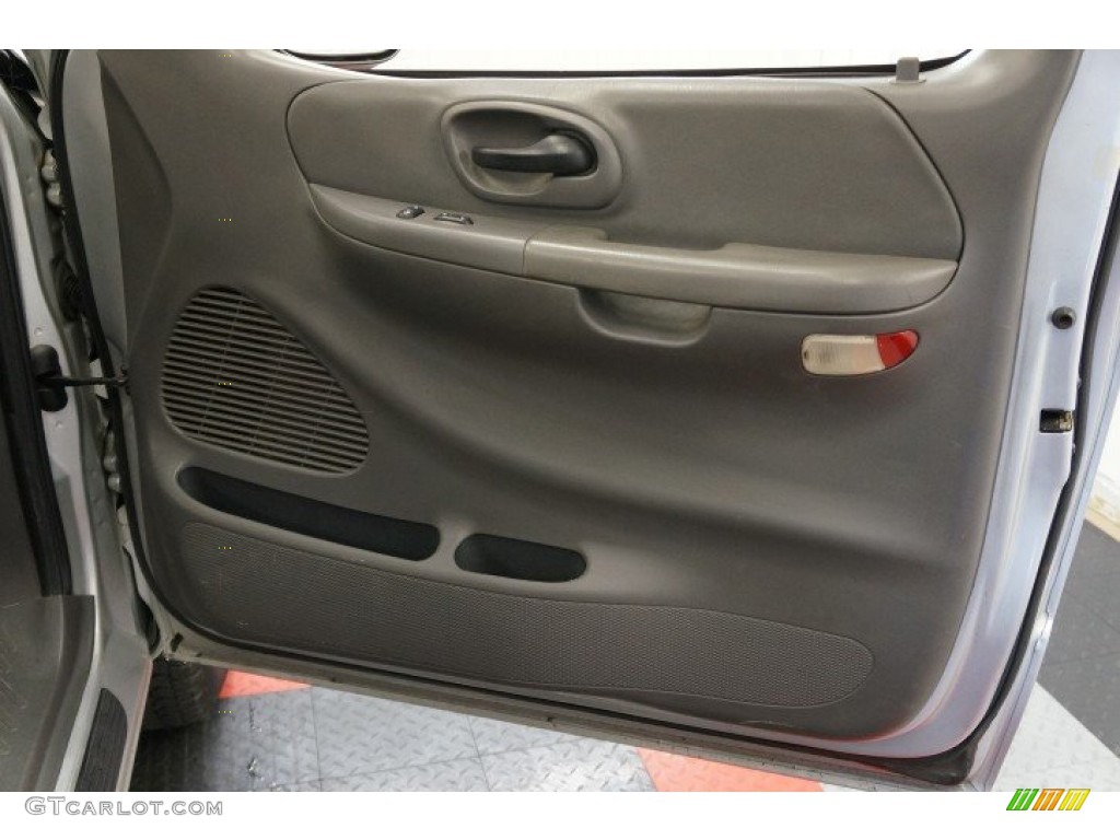 2002 F150 XLT SuperCab 4x4 - Silver Metallic / Dark Graphite photo #15