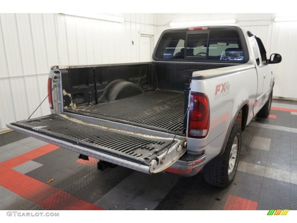 2002 F150 XLT SuperCab 4x4 - Silver Metallic / Dark Graphite photo #18