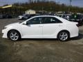 Super White - Camry LE Photo No. 6