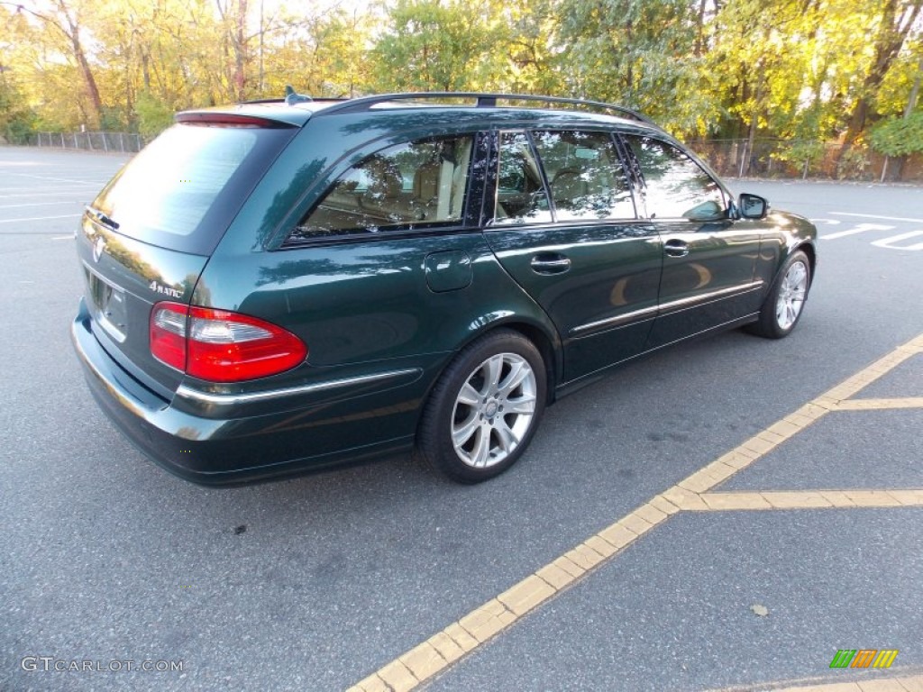 2009 E 350 4Matic Wagon - Jade Green Metallic / Cashmere photo #5