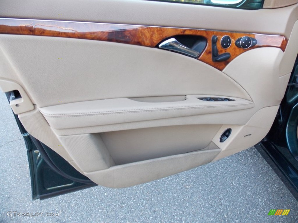 2009 E 350 4Matic Wagon - Jade Green Metallic / Cashmere photo #15
