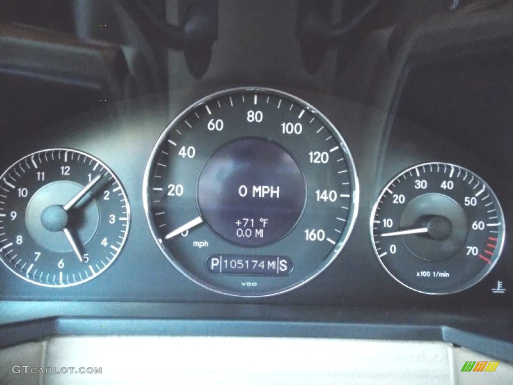 2009 E 350 4Matic Wagon - Jade Green Metallic / Cashmere photo #30