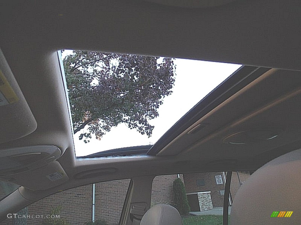 2009 E 350 4Matic Wagon - Jade Green Metallic / Cashmere photo #34