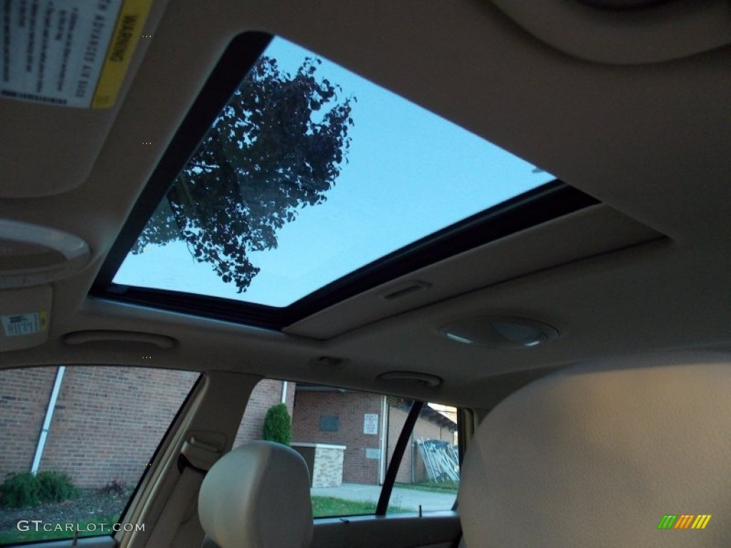 2009 E 350 4Matic Wagon - Jade Green Metallic / Cashmere photo #36