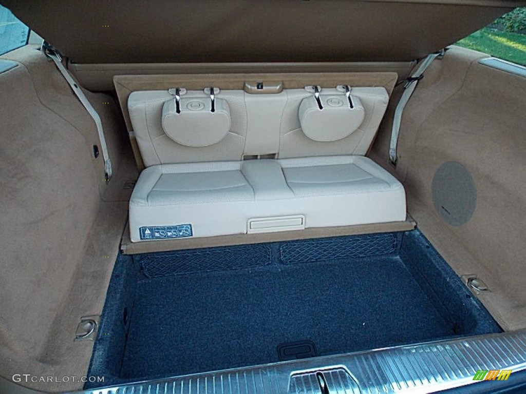 2009 E 350 4Matic Wagon - Jade Green Metallic / Cashmere photo #38
