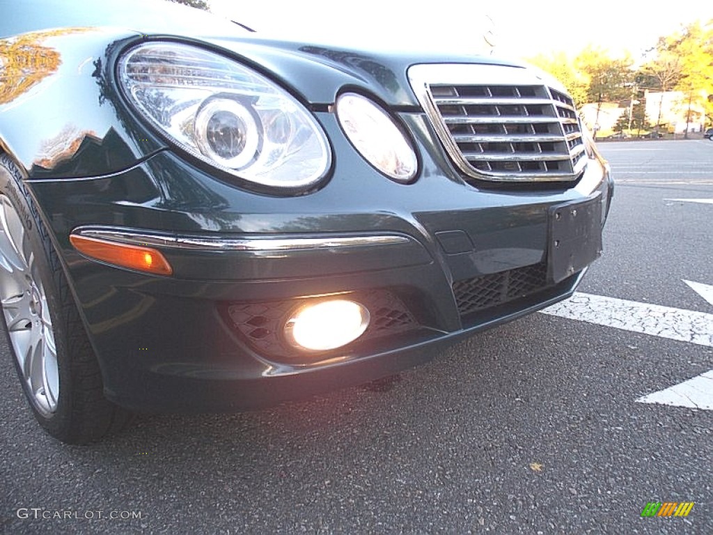 2009 E 350 4Matic Wagon - Jade Green Metallic / Cashmere photo #48
