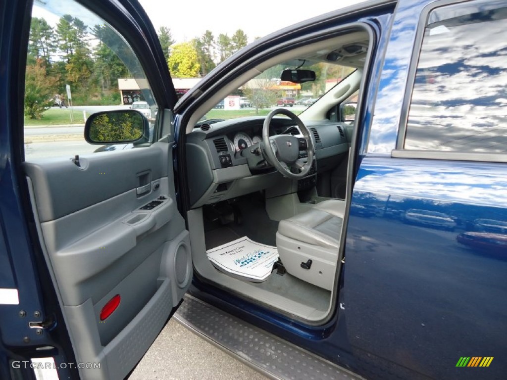 2006 Durango Limited HEMI 4x4 - Patriot Blue Pearl / Dark Slate Gray/Light Slate Gray photo #7