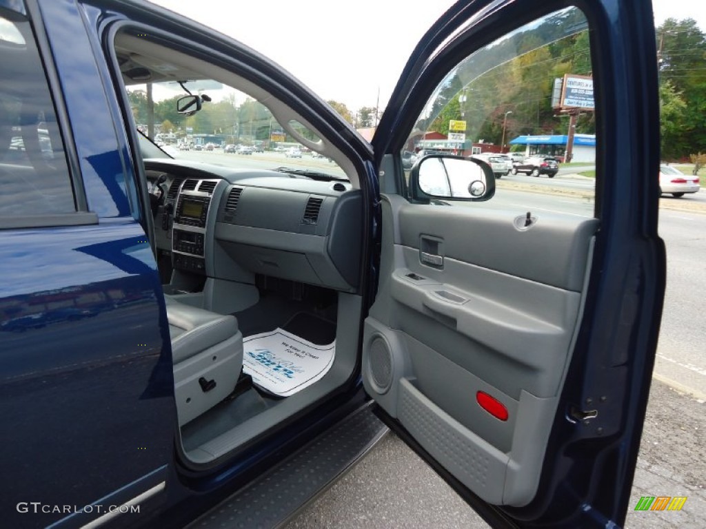 2006 Durango Limited HEMI 4x4 - Patriot Blue Pearl / Dark Slate Gray/Light Slate Gray photo #30