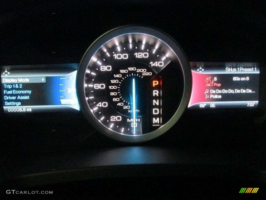 2015 Explorer XLT - Deep Impact Blue / Medium Light Stone photo #20