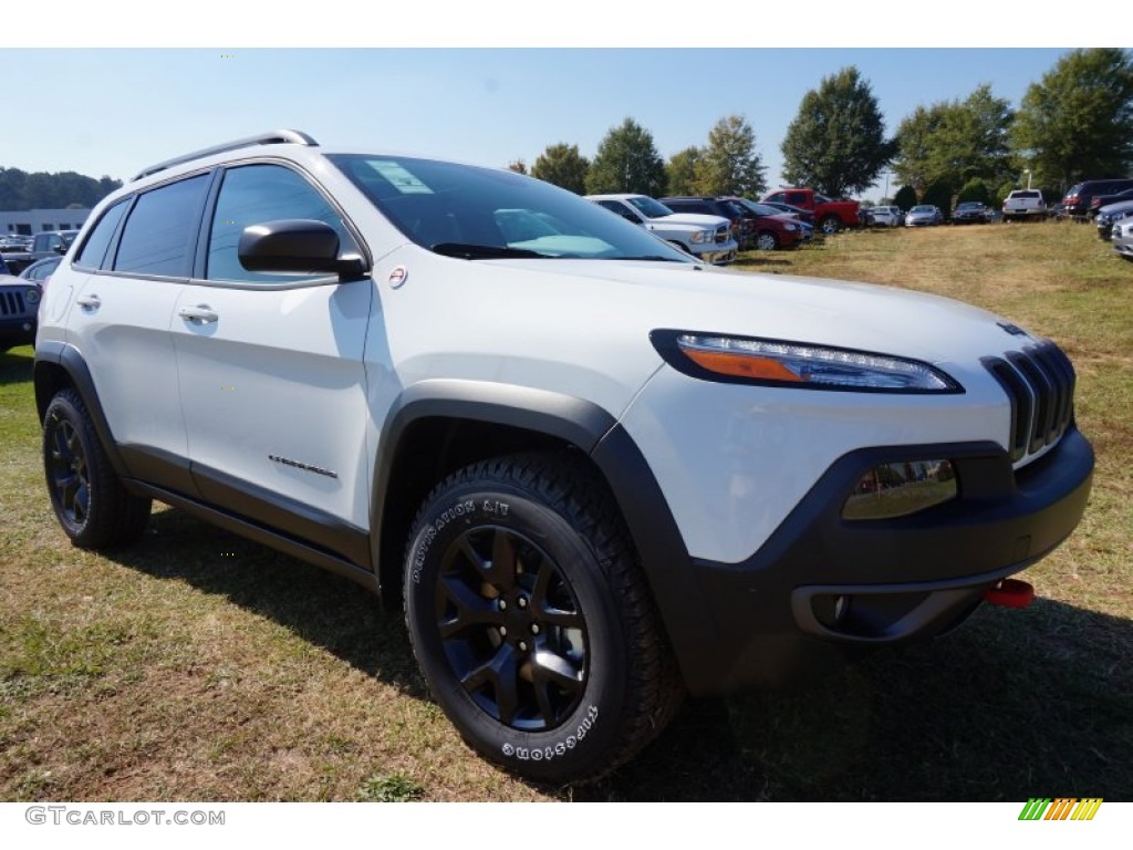 Bright White 2015 Jeep Cherokee Trailhawk 4x4 Exterior Photo #98584972