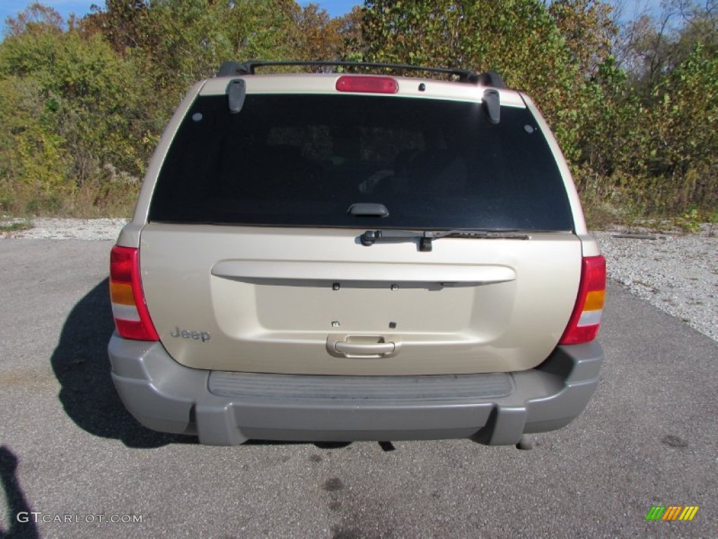 2001 Grand Cherokee Laredo 4x4 - Champagne Pearl / Sandstone photo #4