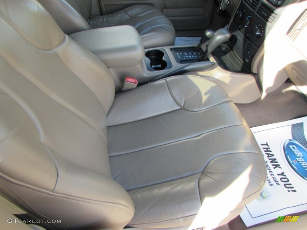 2001 Grand Cherokee Laredo 4x4 - Champagne Pearl / Sandstone photo #20