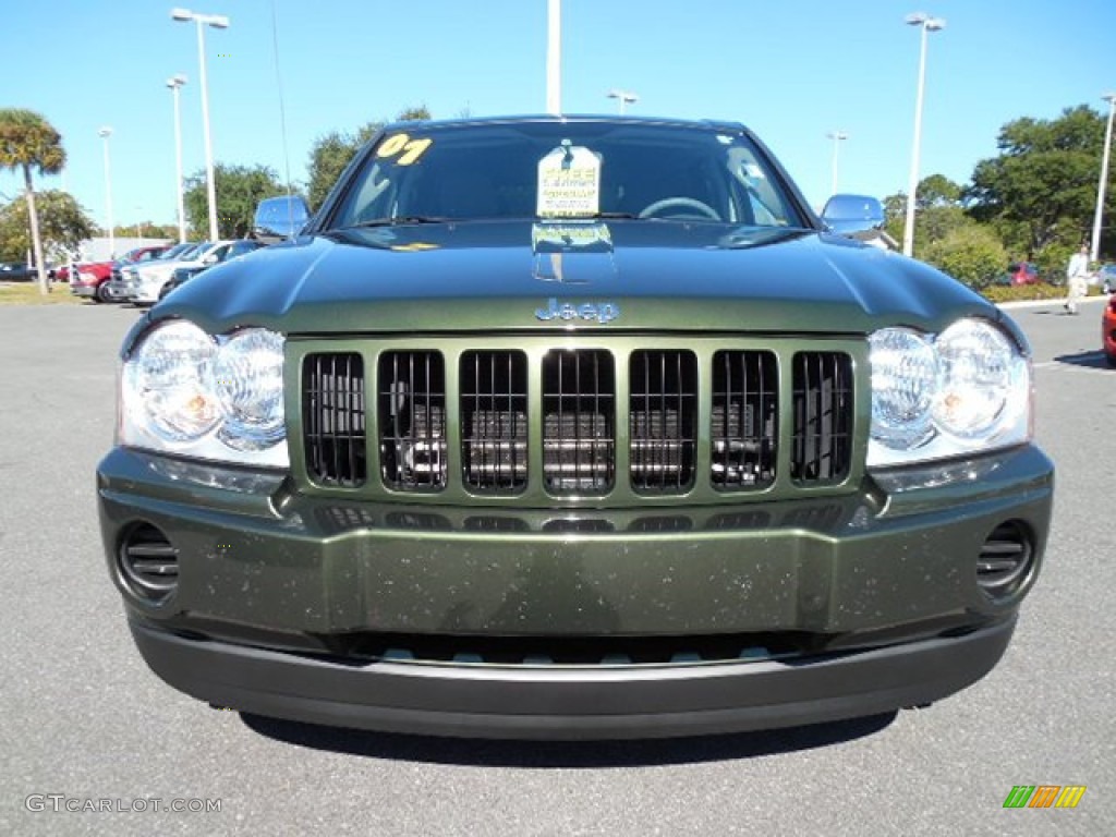 2007 Grand Cherokee Laredo - Jeep Green Metallic / Medium Slate Gray photo #14