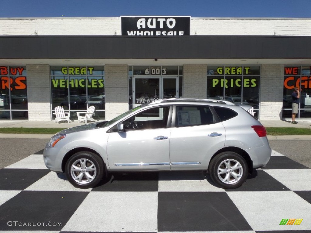 2011 Rogue SV - Silver Ice Metallic / Gray photo #1