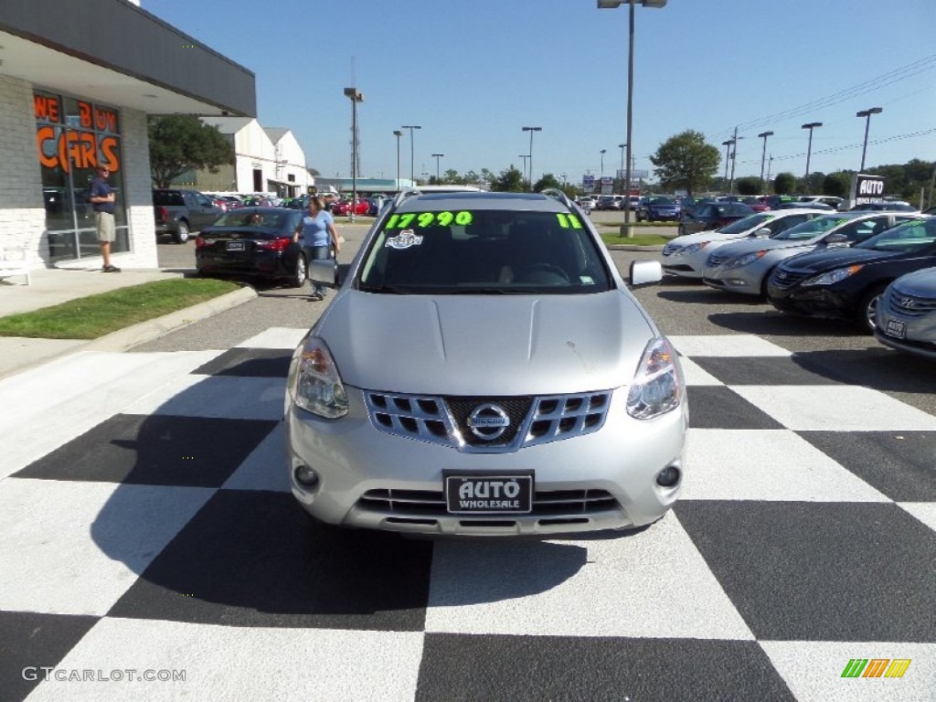 2011 Rogue SV - Silver Ice Metallic / Gray photo #2