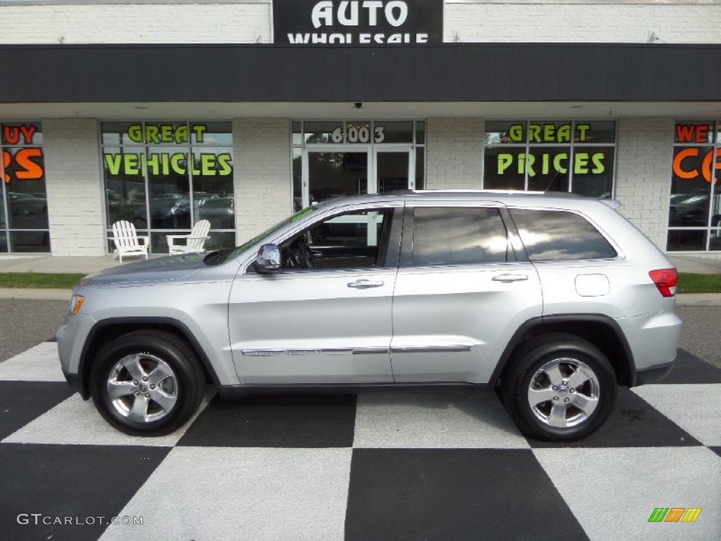 2011 Grand Cherokee Limited - Bright Silver Metallic / Black/Light Frost Beige photo #1