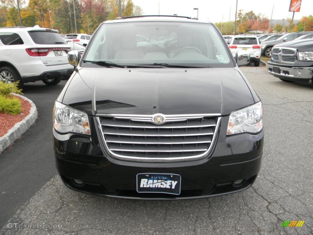 2009 Town & Country Touring - Brilliant Black Crystal Pearl / Medium Slate Gray/Light Shale photo #2