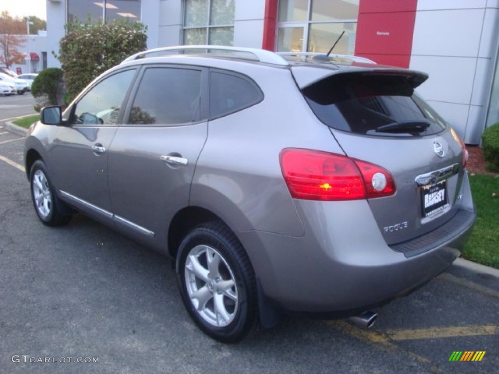 2011 Rogue SV AWD - Gotham Gray Metallic / Black photo #4